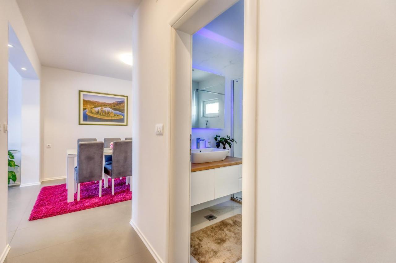 פלוצ'ה Apartment Sea Bass Neretva מראה חיצוני תמונה