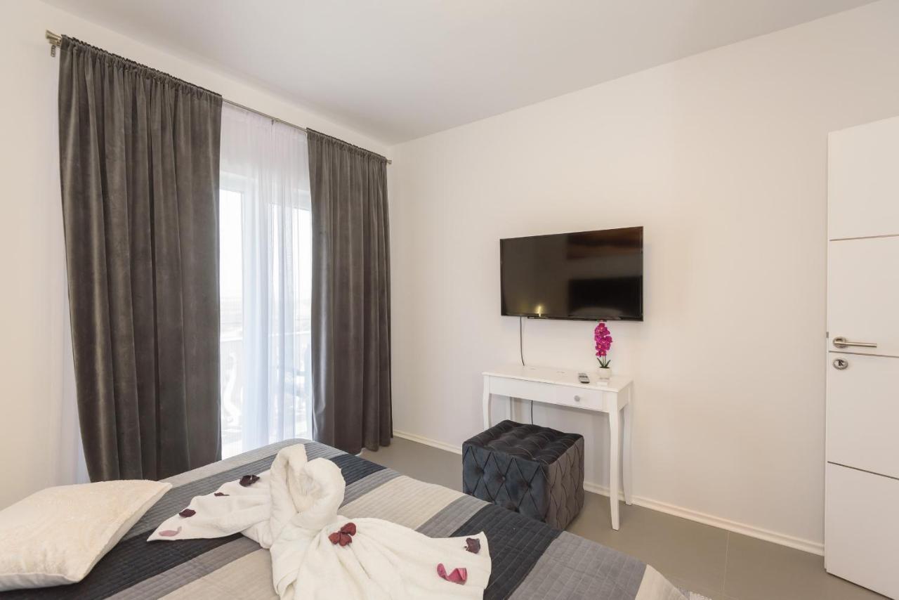פלוצ'ה Apartment Sea Bass Neretva מראה חיצוני תמונה